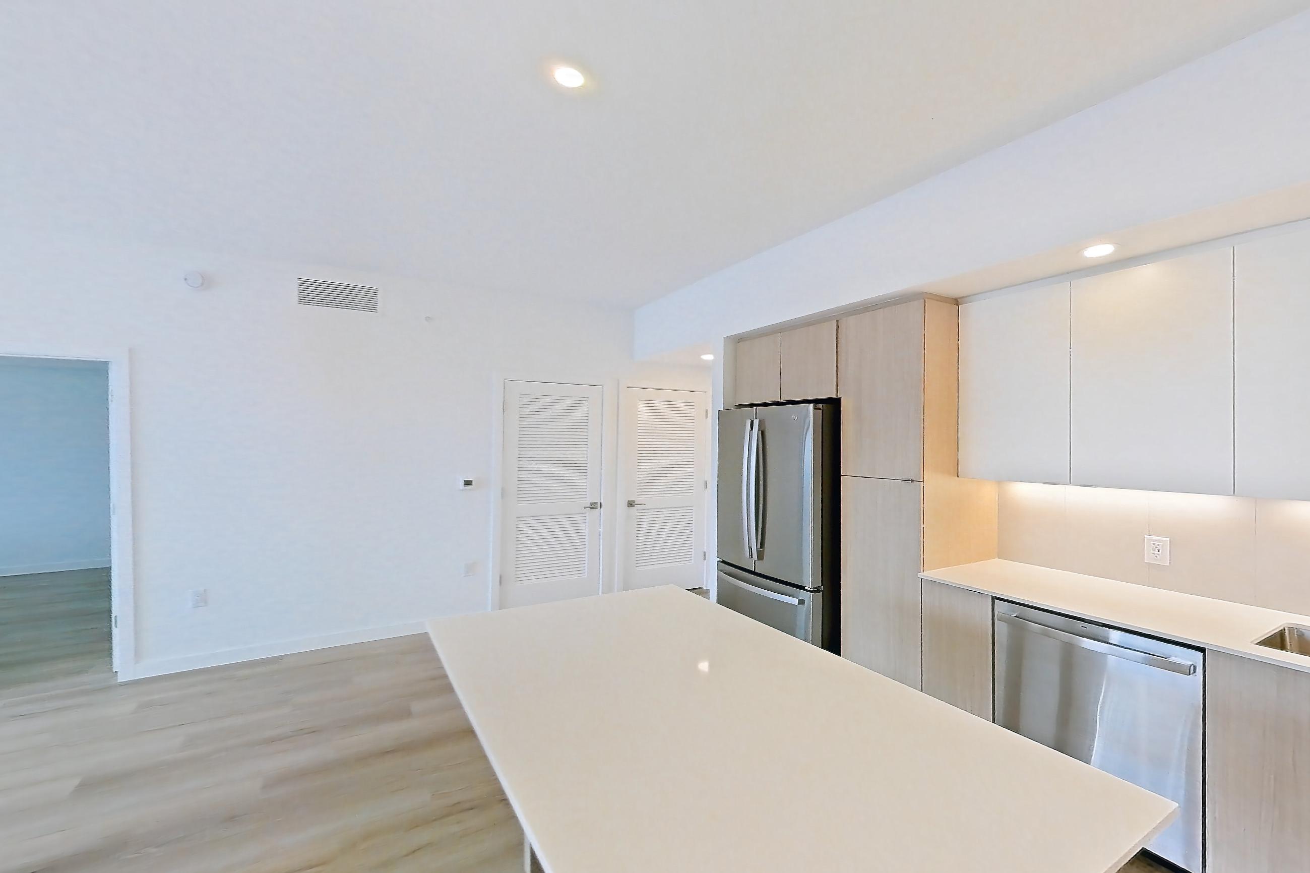 KITCHEN ISLAND CORNER (representative of this floor plan)