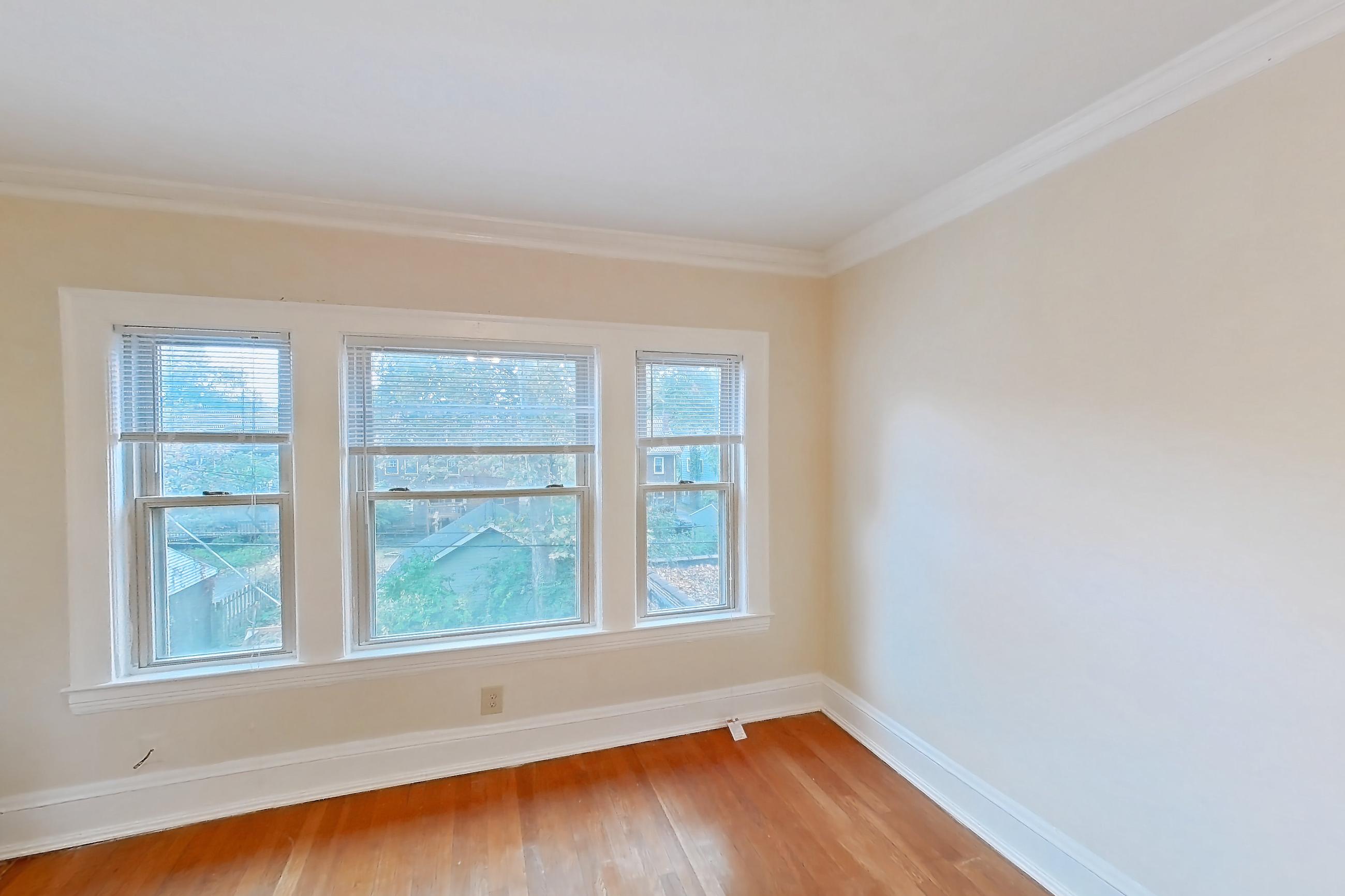 Living room in Apartment mvi-14 at Mapleview, 1 Bedroom floor plan