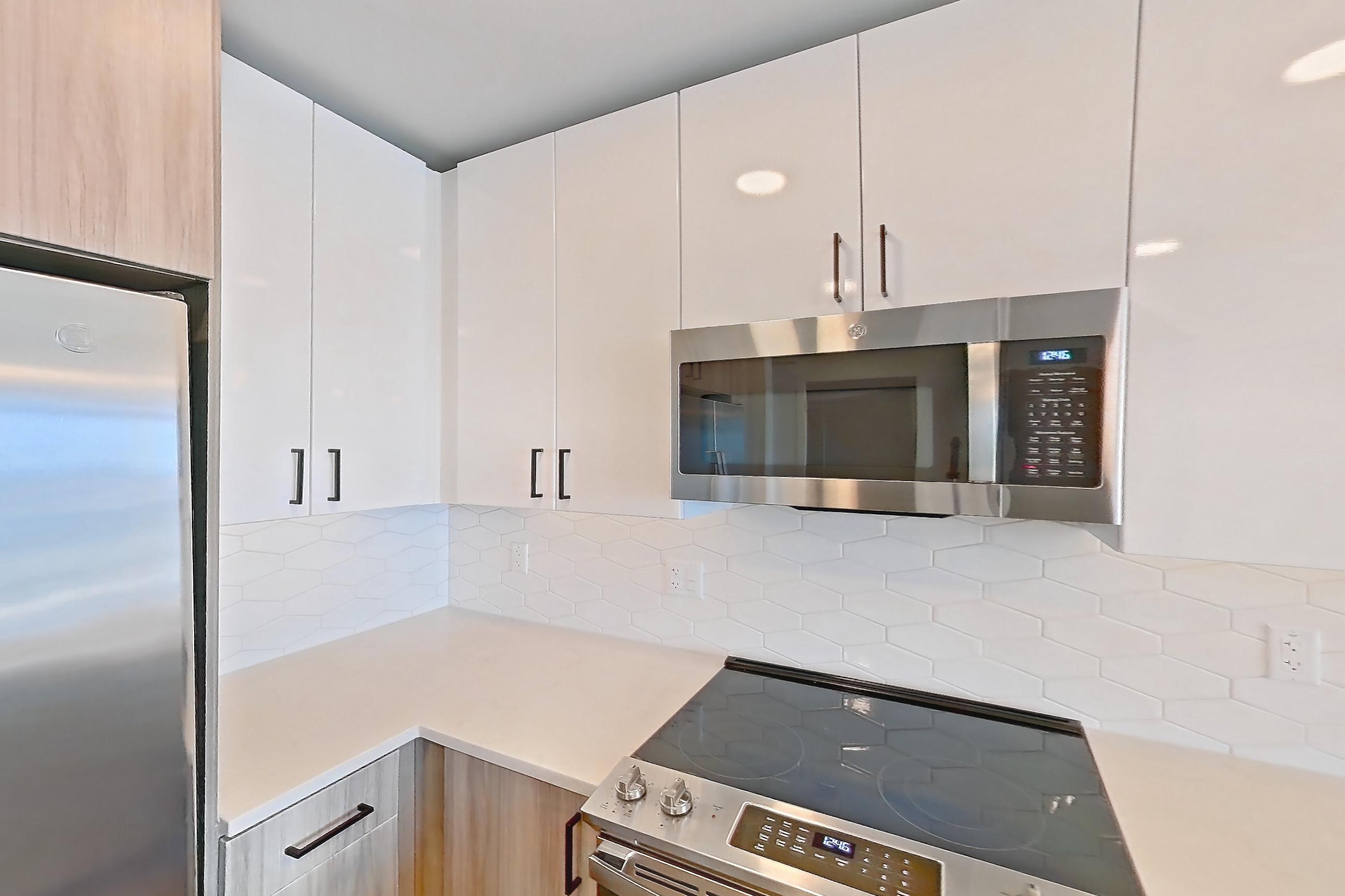 Kitchen in Apartment 1910 at Deco 969, A1-2 floor plan