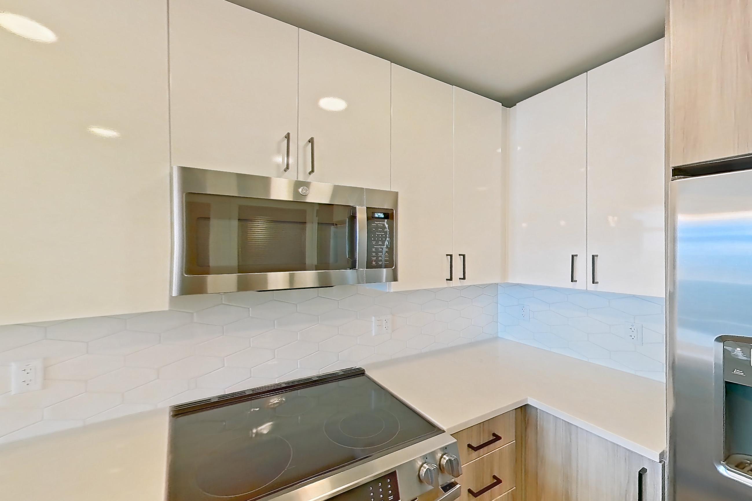 Kitchen in Apartment 1918 at Deco 969, A2-2 floor plan
