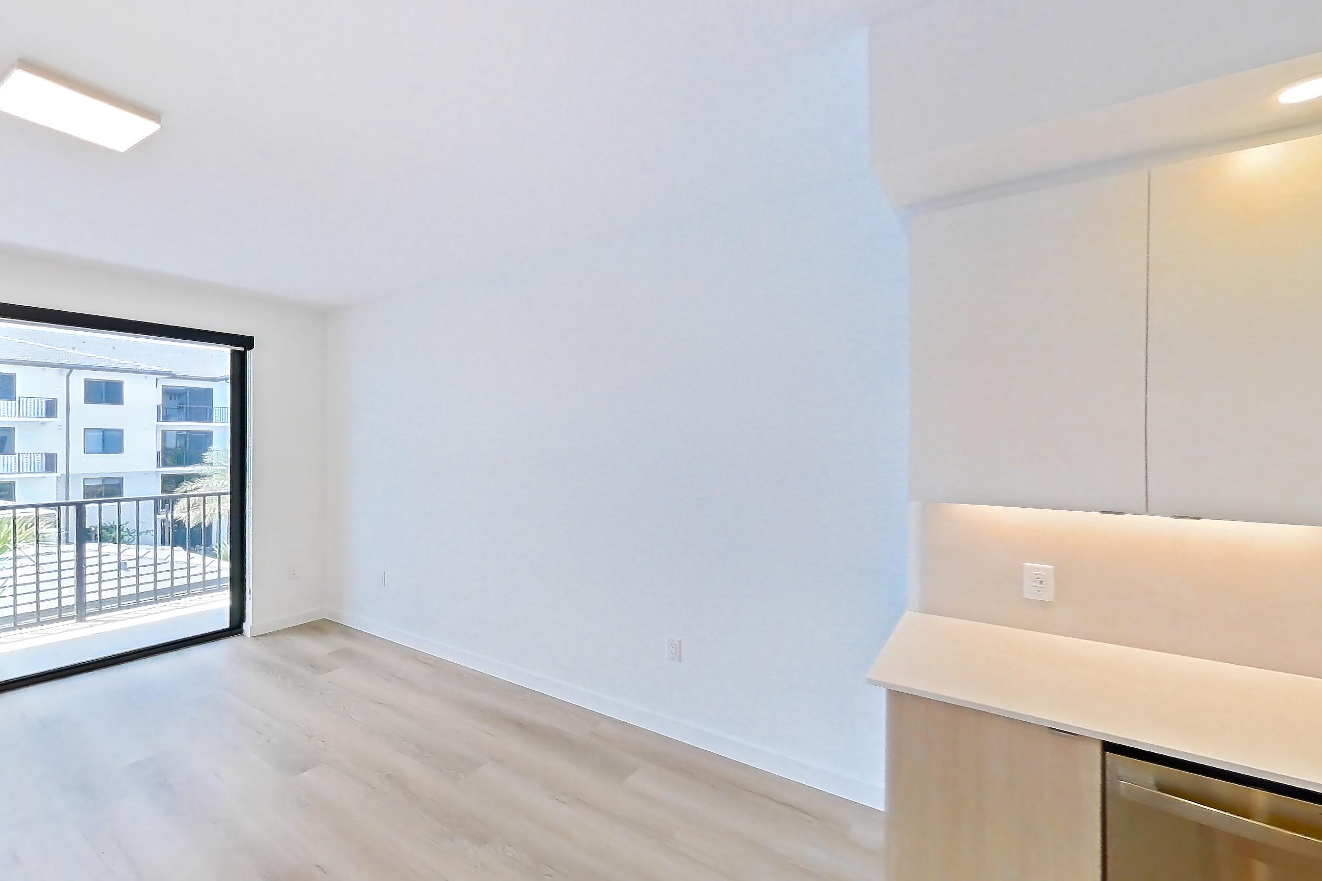 KITCHEN ISLAND CORNER