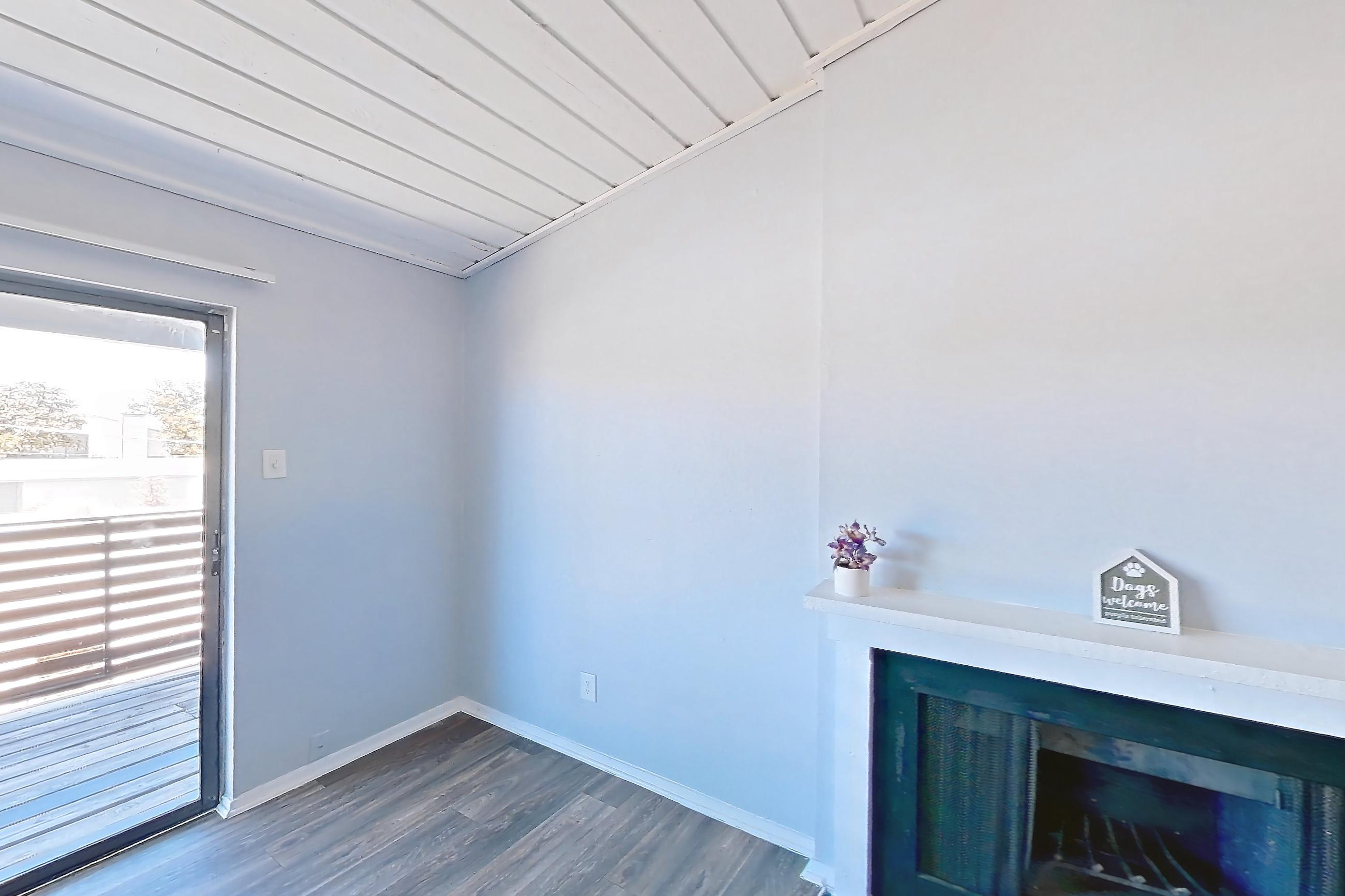 LIVING ROOM (representative of this floor plan)