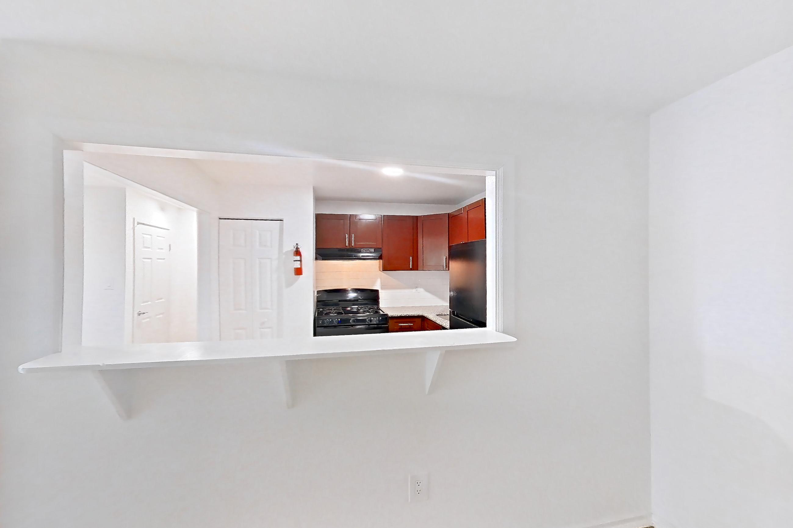 Dining room in a One Bedroom One Bath with Den floor plan apartment, representative of Apartment 6005SD32 at Franklin Park at Greenbelt Station
