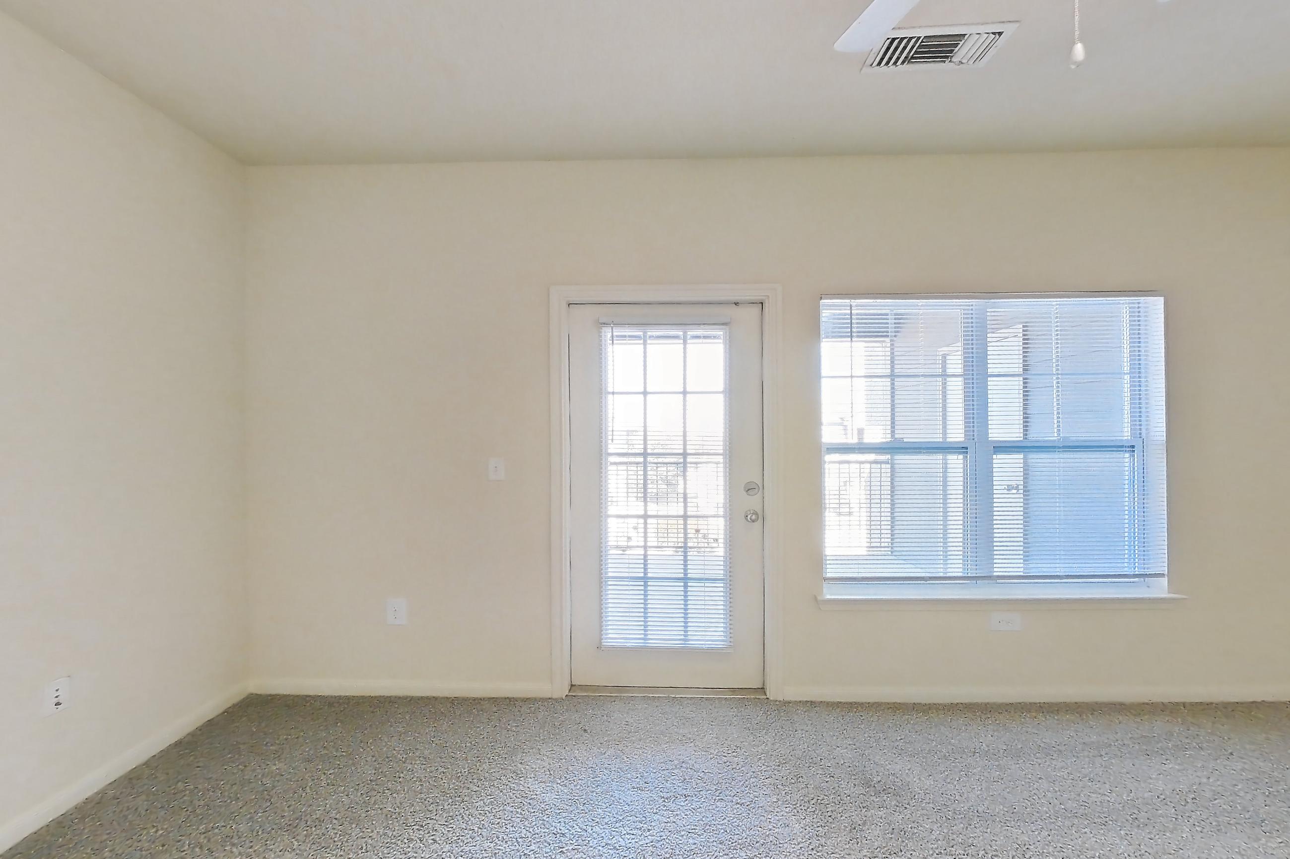 Living space, Apartment 1033 at The Heights on Parmer
