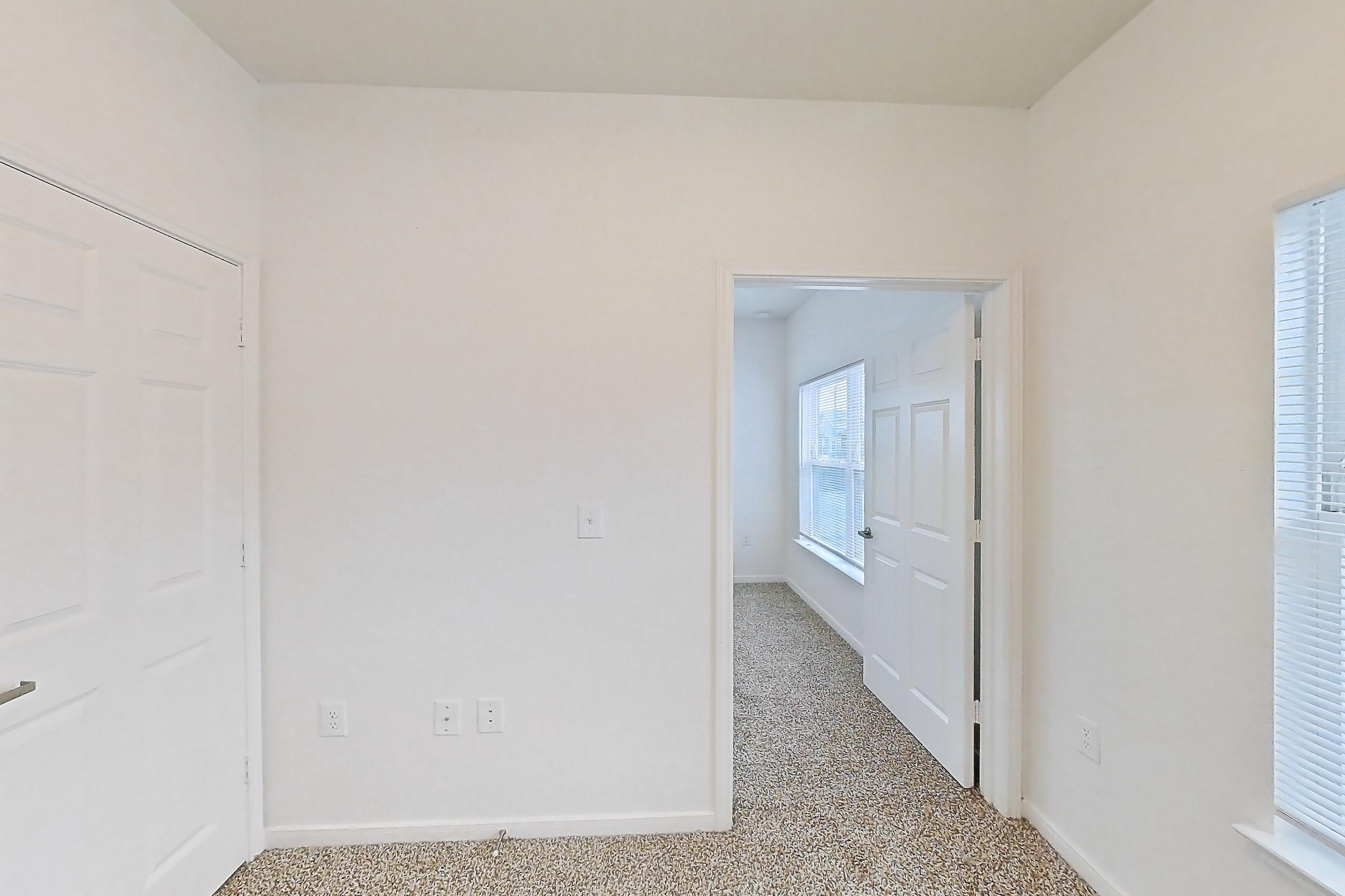 Dining room, Apartment 1202 at Oak Valley
