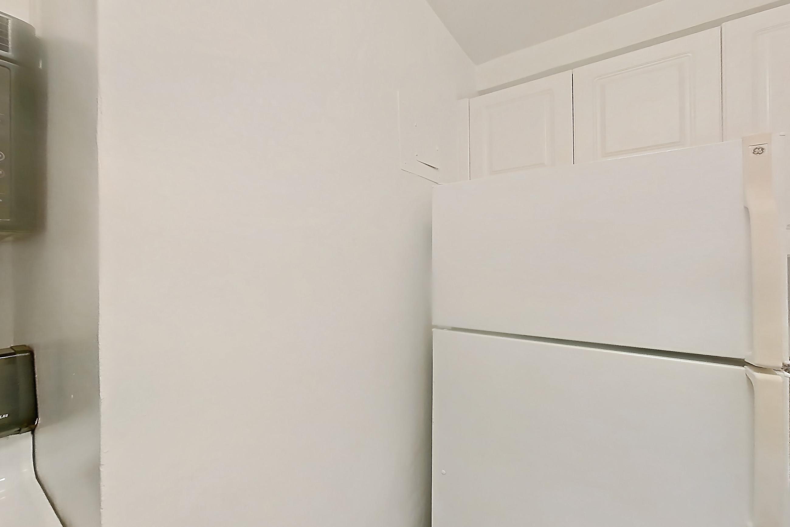 Kitchen, Apartment 8A at Stonehenge Leasing