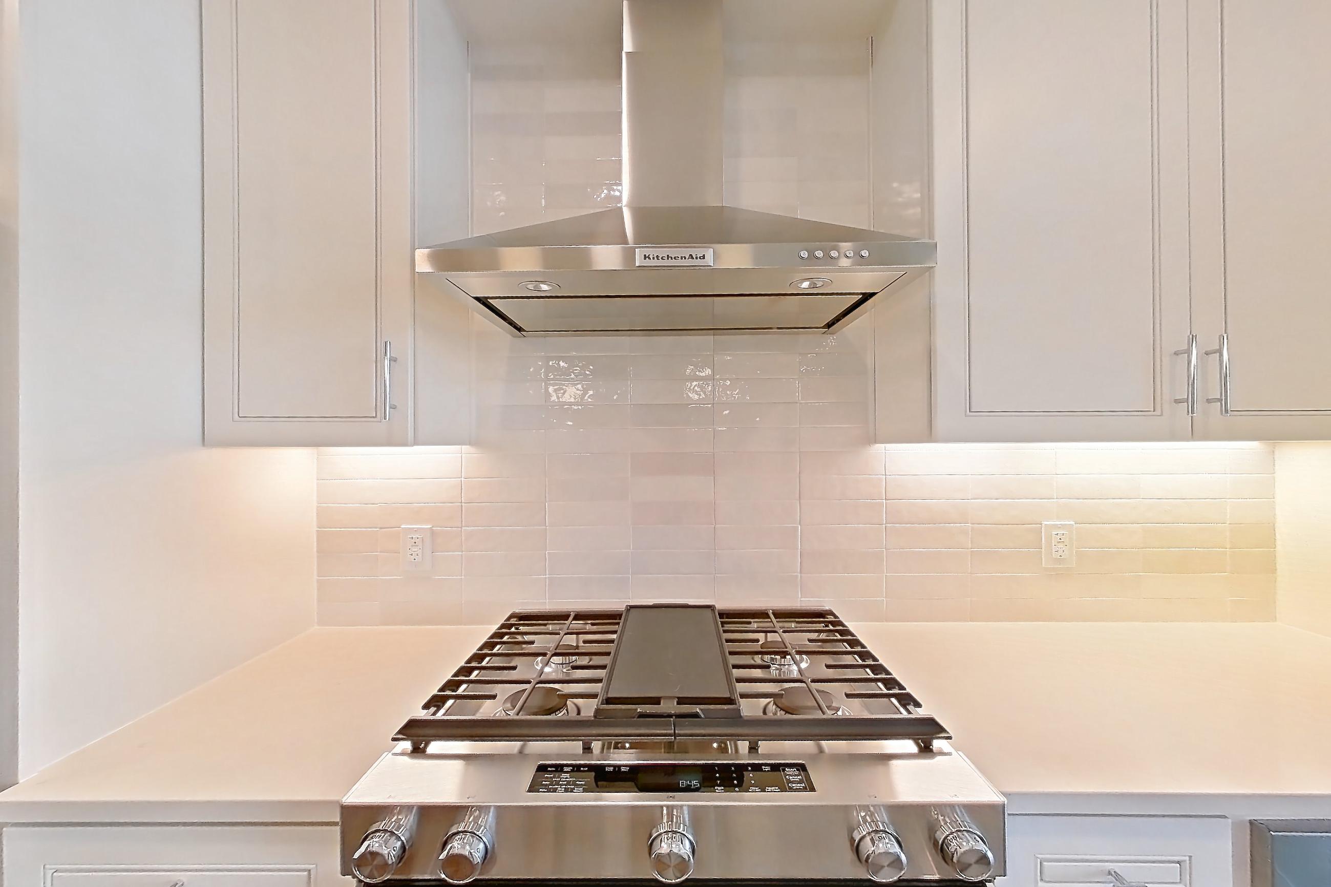 Kitchen in Apartment 1026 at 99 West Paces, A7-ALT floor plan